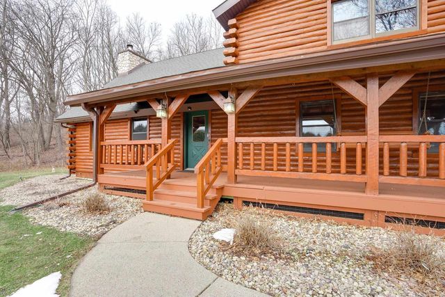 8986 Waterford Street, Sauk City, WI 53583