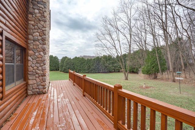 8986 Waterford Street, Sauk City, WI 53583