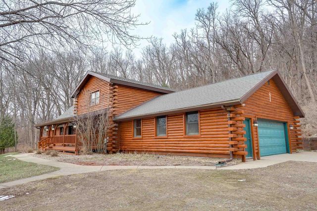 8986 Waterford Street, Sauk City, WI 53583