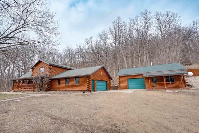 8986 Waterford Street, Sauk City, WI 53583