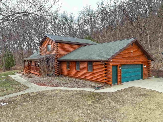 8986 Waterford Street, Sauk City, WI 53583