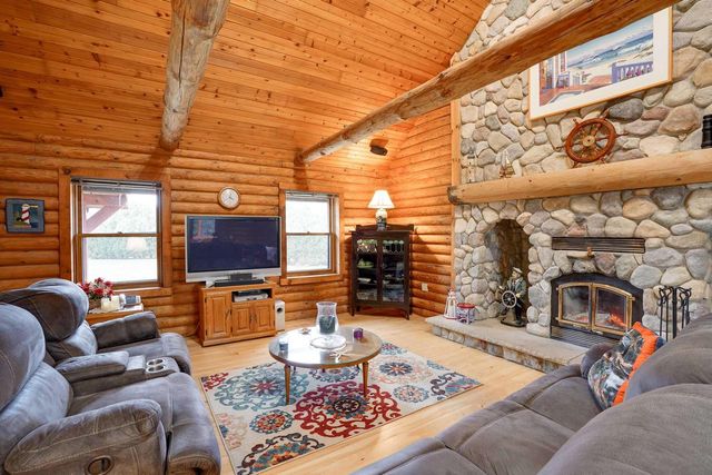 8986 Waterford Street, Sauk City, WI 53583