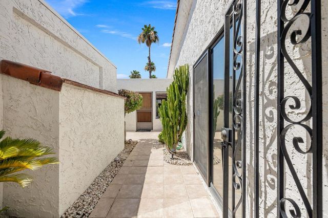 34351 Calle Las Palmas, Cathedral City, CA 92234