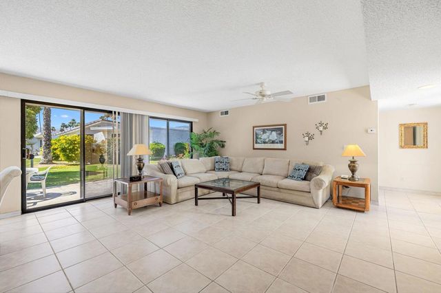 34351 Calle Las Palmas, Cathedral City, CA 92234