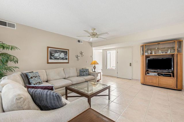 34351 Calle Las Palmas, Cathedral City, CA 92234