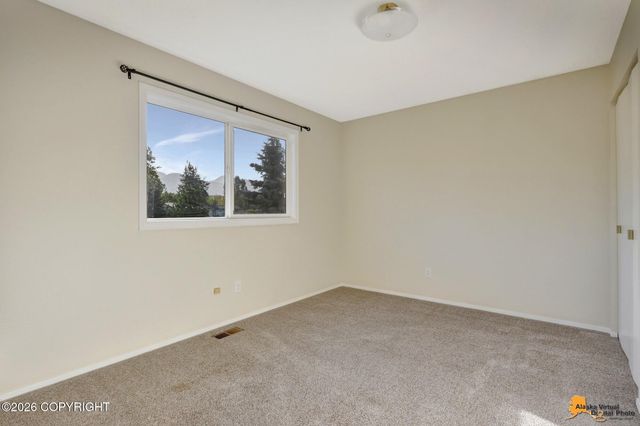 260 Fall Leaf Circle, Anchorage, AK 99504