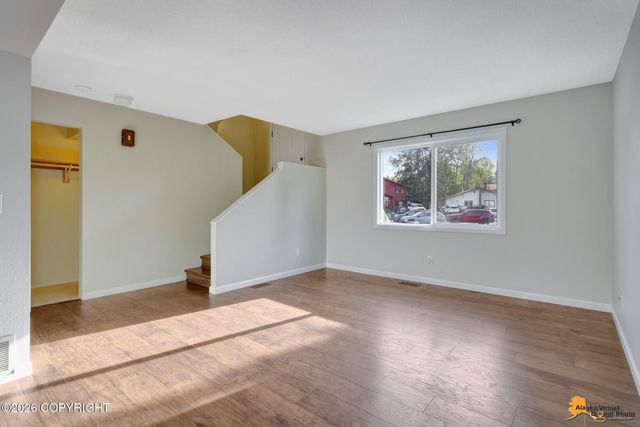 260 Fall Leaf Circle, Anchorage, AK 99504