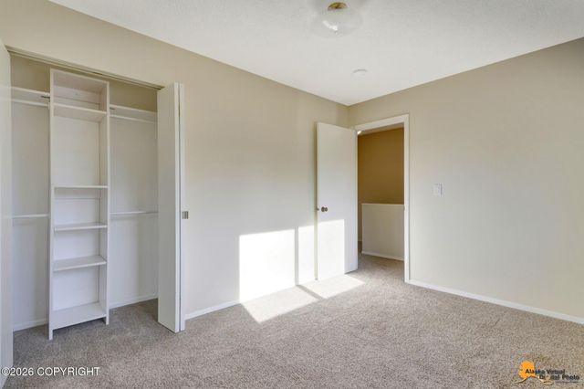 260 Fall Leaf Circle, Anchorage, AK 99504