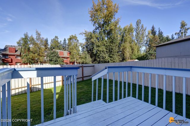 260 Fall Leaf Circle, Anchorage, AK 99504