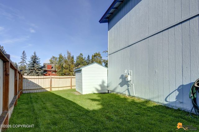260 Fall Leaf Circle, Anchorage, AK 99504
