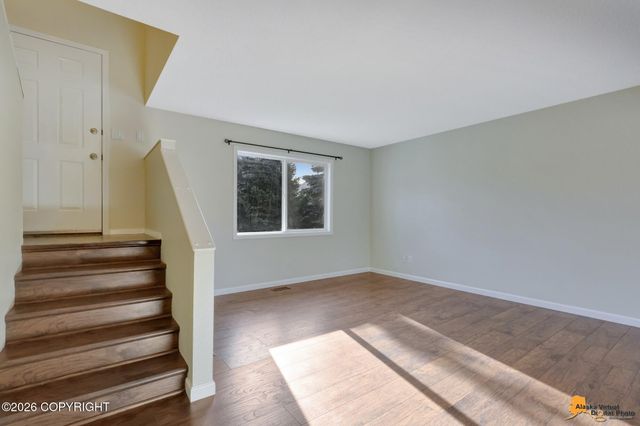260 Fall Leaf Circle, Anchorage, AK 99504