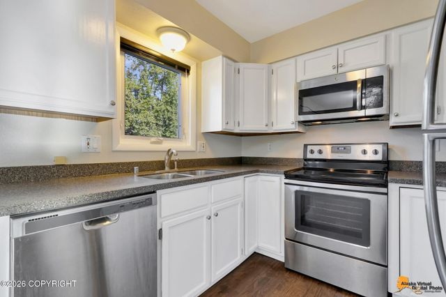 260 Fall Leaf Circle, Anchorage, AK 99504