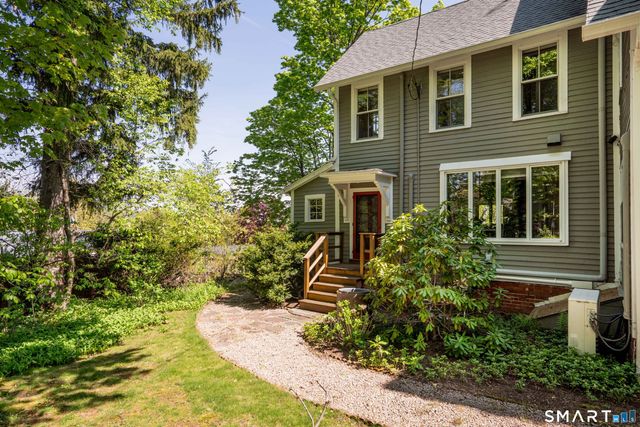 20 Wettleson Avenue, West Hartford, CT 06107