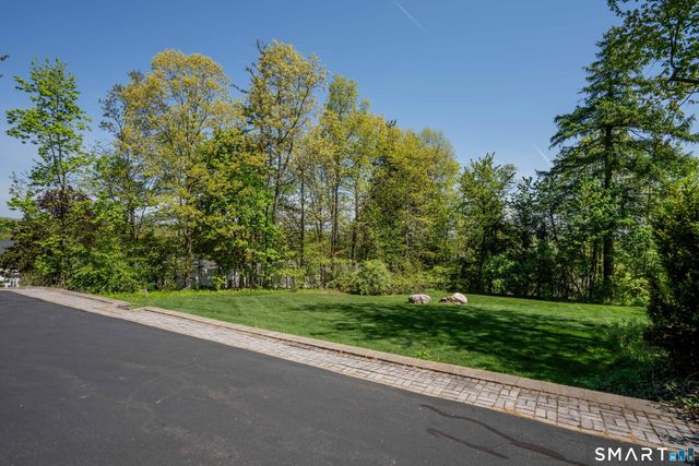 20 Wettleson Avenue, West Hartford, CT 06107