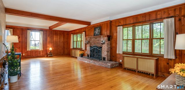 20 Wettleson Avenue, West Hartford, CT 06107
