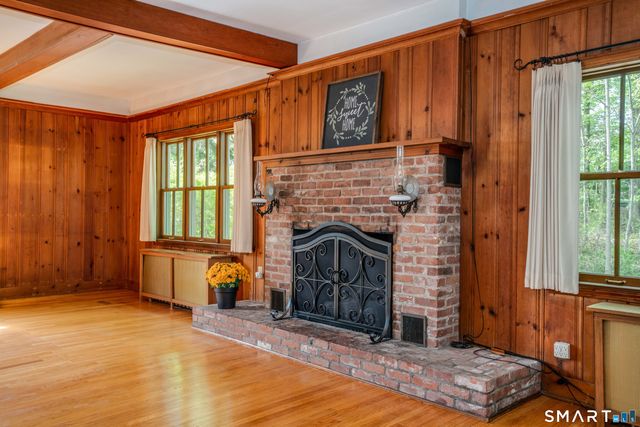 20 Wettleson Avenue, West Hartford, CT 06107