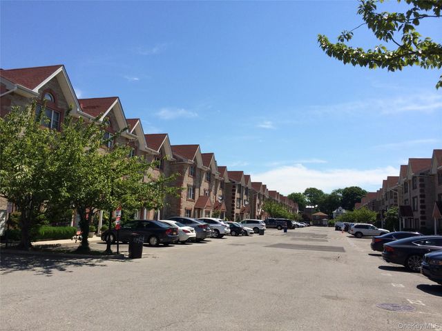 11463 Dalian Court, College Point, NY 11356