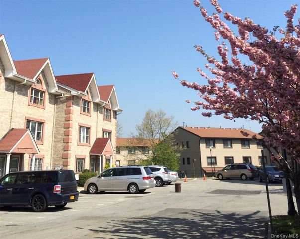 11463 Dalian Court, College Point, NY 11356
