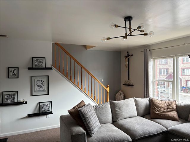 11463 Dalian Court, College Point, NY 11356