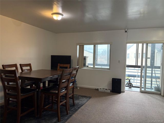 11463 Dalian Court, College Point, NY 11356