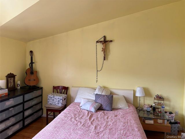 11463 Dalian Court, College Point, NY 11356