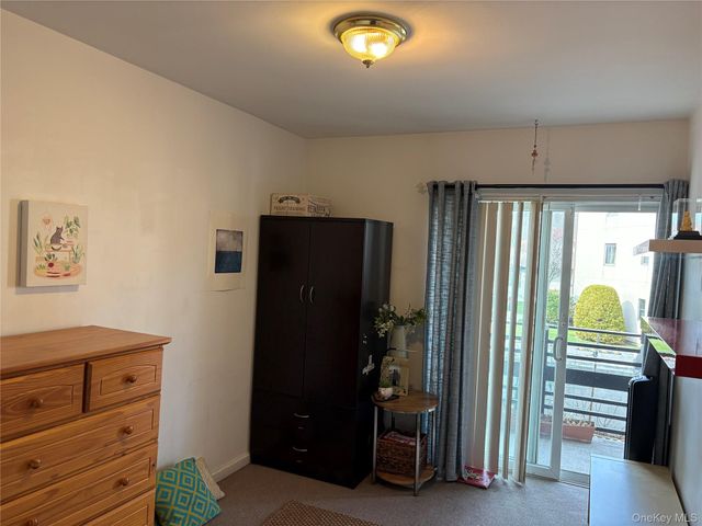 11463 Dalian Court, College Point, NY 11356