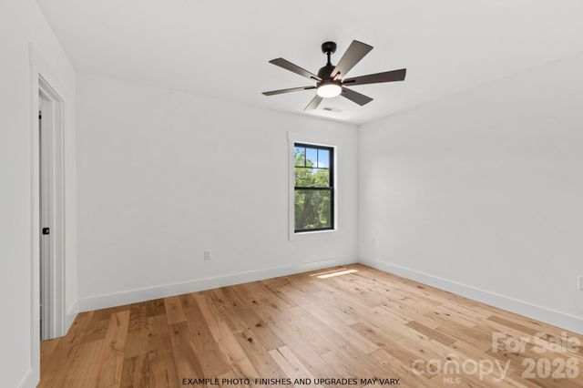 93 Martha Avenue 10, Hendersonville, NC 28792
