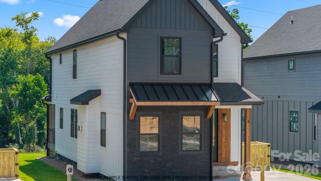 93 Martha Avenue 10, Hendersonville, NC 28792