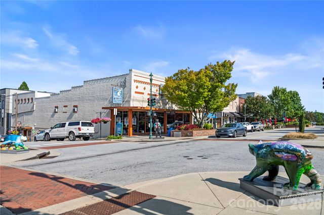 93 Martha Avenue 10, Hendersonville, NC 28792