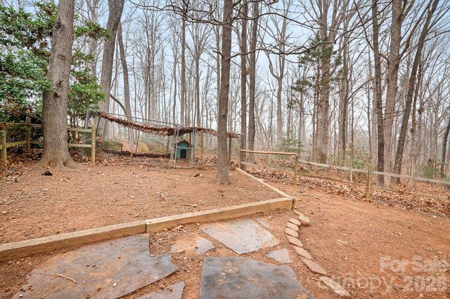 177 Highland Woods Court, Denver, NC 28037