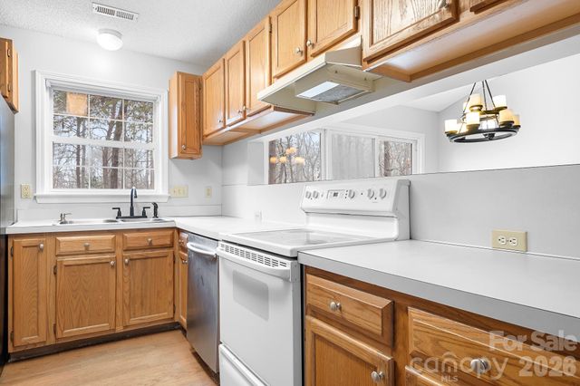 177 Highland Woods Court, Denver, NC 28037