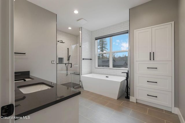 141 Madera DR, Sandpoint, ID 83864