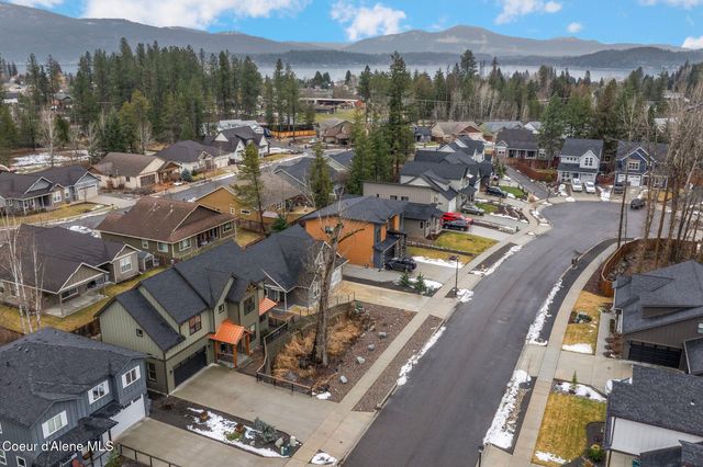 141 Madera DR, Sandpoint, ID 83864