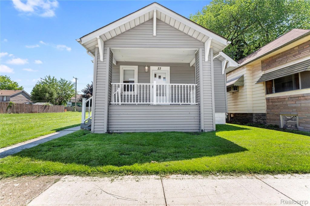 23 W Broadway Street, Ecorse, MI 48229