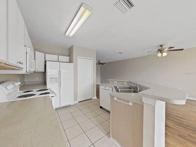 6405 BARKSDALE WAY, Riverview, FL 33578
