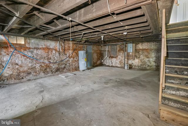 6006 ANGORA TER, Philadelphia, PA 19143