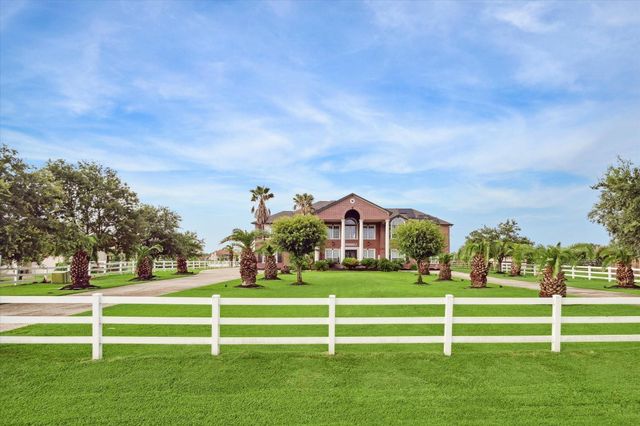 5811 Muskogee Lane, Richmond, TX 77469