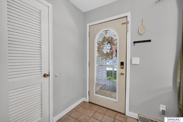 7141 Wood Lane Drive, La Vista, NE 68128