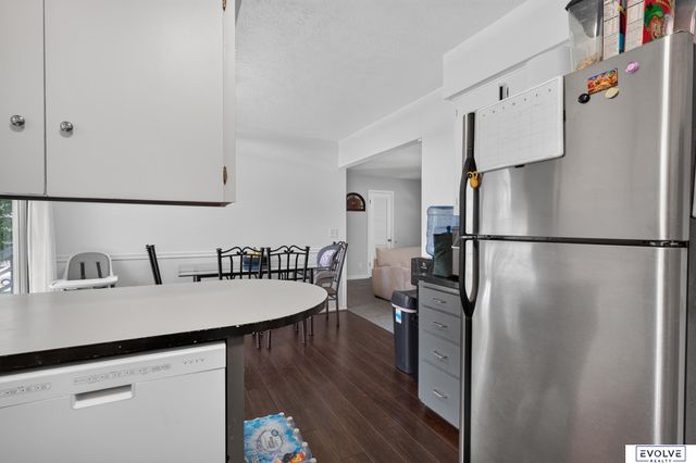 7141 Wood Lane Drive, La Vista, NE 68128