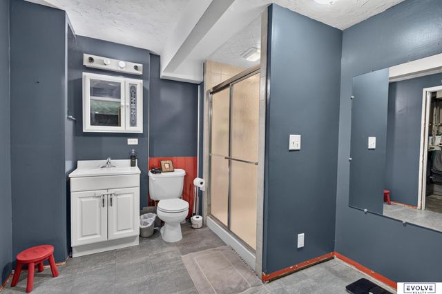 7141 Wood Lane Drive, La Vista, NE 68128