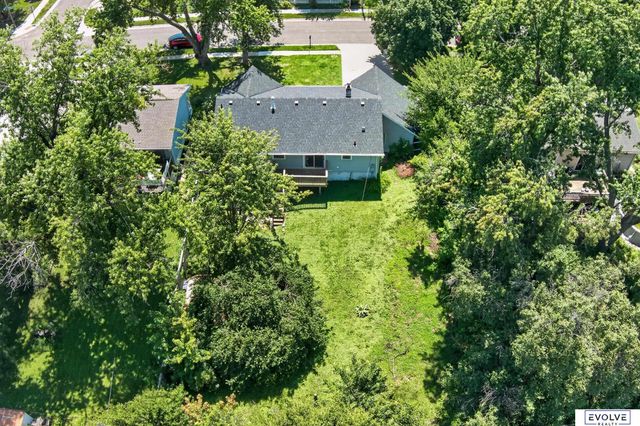 7141 Wood Lane Drive, La Vista, NE 68128