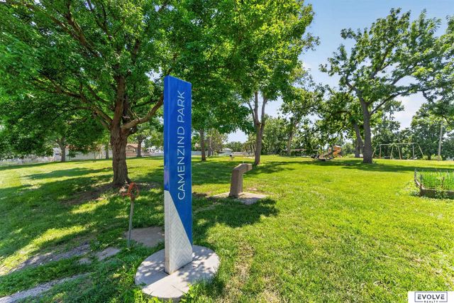 7141 Wood Lane Drive, La Vista, NE 68128