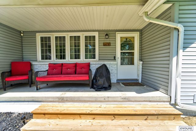 7141 Wood Lane Drive, La Vista, NE 68128