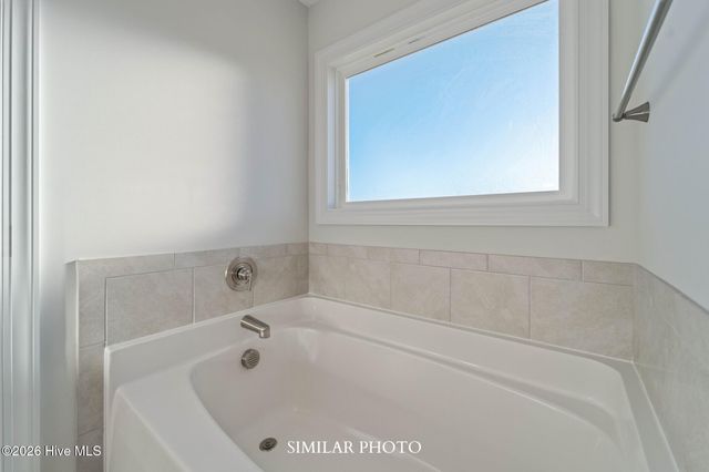 497 Appalachian Trail N, Jacksonville, NC 28546