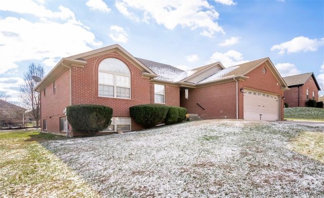 7033 Plum Creek Dr Plum Creek Dr, Sellersburg, IN 47172