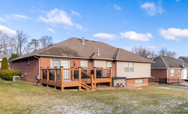 7033 Plum Creek Dr Plum Creek Dr, Sellersburg, IN 47172