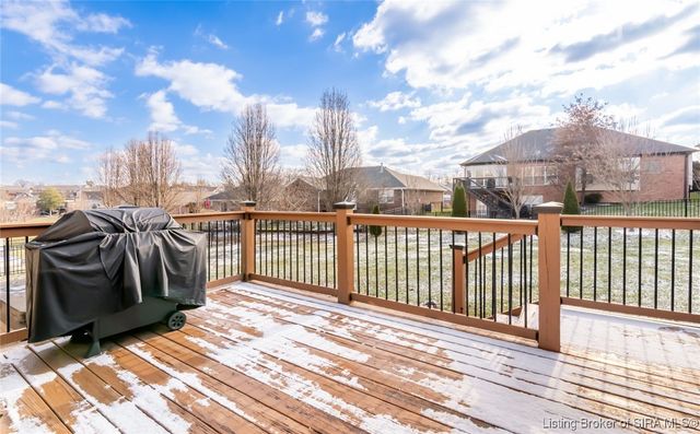 7033 Plum Creek Dr Plum Creek Dr, Sellersburg, IN 47172