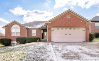 7033 Plum Creek Dr Plum Creek Dr, Sellersburg, IN 47172