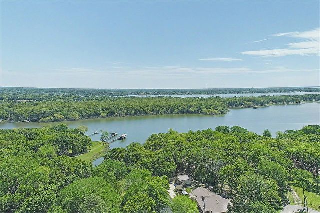 552 Oak Leaf Trail, East Tawakoni, TX 75472