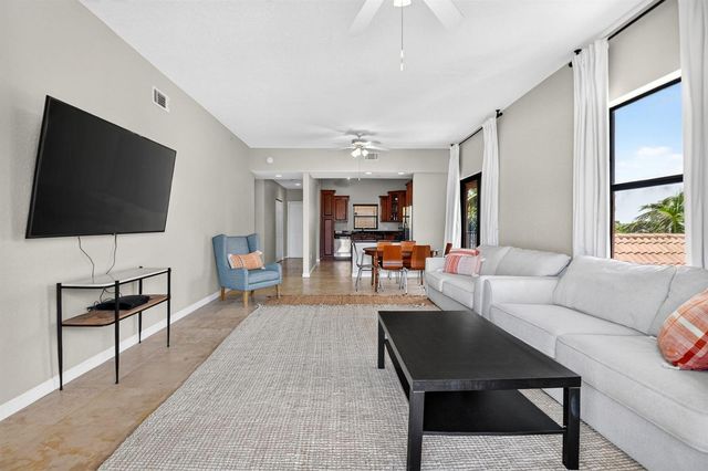 1620 Presidential Way 402, West Palm Beach, FL 33401